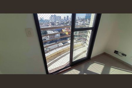 Sacada de apartamento para alugar com 3 quartos, 69m² em Km 18, Osasco