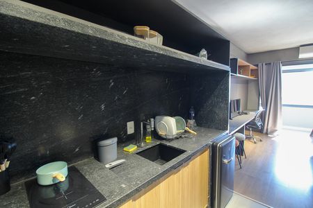 Cozinha de apartamento à venda com 1 quarto, 30m² em Butantã, São Paulo
