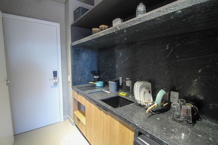 Cozinha de apartamento à venda com 1 quarto, 30m² em Butantã, São Paulo