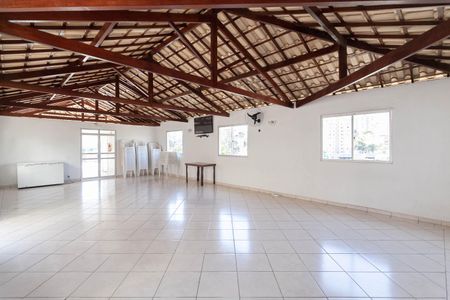 Apartamento para alugar com 75m², 3 quartos e 2 vagas Apartamento para alugar com 75m², 3 quartos e 2 vagasÁrea comum - Salão de festas