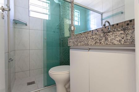 Apartamento para alugar com 75m², 3 quartos e 2 vagas Apartamento para alugar com 75m², 3 quartos e 2 vagasBanheiro social