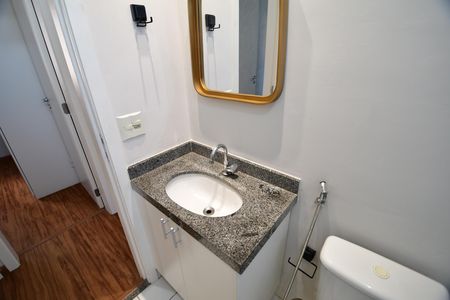 Apartamento para alugar com 67m², 2 quartos e 1 vagaBanheiro