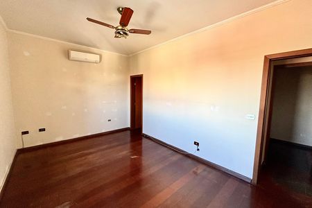 Casa para alugar com 275m², 5 quartos e 2 vagas Casa para alugar com 275m², 5 quartos e 2 vagasQuarto 3