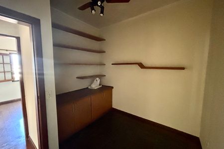 Casa para alugar com 275m², 5 quartos e 2 vagas Casa para alugar com 275m², 5 quartos e 2 vagasQuarto 3