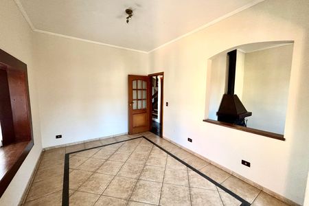 Casa para alugar com 275m², 5 quartos e 2 vagas Casa para alugar com 275m², 5 quartos e 2 vagasSala