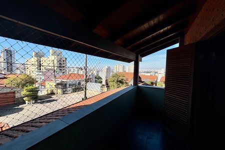 Casa para alugar com 275m², 5 quartos e 2 vagas Casa para alugar com 275m², 5 quartos e 2 vagasVaranda