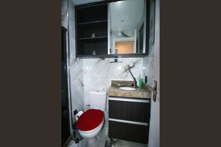 Banheiro de apartamento à venda com 2 quartos, 47m² em Irajá, Rio de Janeiro