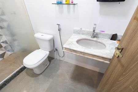 Banheiro de casa à venda com 1 quarto, 49m² em Campo Grande, Rio de Janeiro
