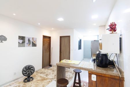 Casa à venda com 49m², 1 quarto e 1 vaga Casa à venda com 49m², 1 quarto e 1 vagaSala/Cozinha