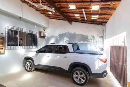 Casa à venda com 49m², 1 quarto e 1 vaga Casa à venda com 49m², 1 quarto e 1 vagaGaragem