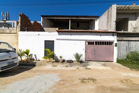 Casa à venda com 49m², 1 quarto e 1 vaga Casa à venda com 49m², 1 quarto e 1 vagaFachada