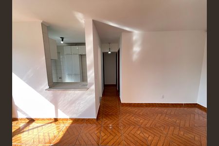 Sala de apartamento à venda com 2 quartos, 47m² em Vila Indiana, São Paulo