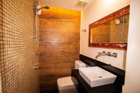 Apartamento para alugar com 120m², 3 quartos e 1 vaga Apartamento para alugar com 120m², 3 quartos e 1 vagaBanheiro da Suite 03
