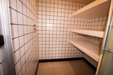 Apartamento para alugar com 120m², 3 quartos e 1 vaga Apartamento para alugar com 120m², 3 quartos e 1 vagaCozinha - Despensa
