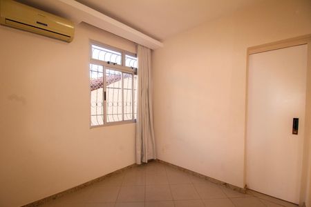 Apartamento para alugar com 120m², 3 quartos e 1 vaga Apartamento para alugar com 120m², 3 quartos e 1 vagaQuarto 03- Suite 03