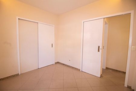 Apartamento para alugar com 120m², 3 quartos e 1 vaga Apartamento para alugar com 120m², 3 quartos e 1 vagaQuarto 02- Suite 02
