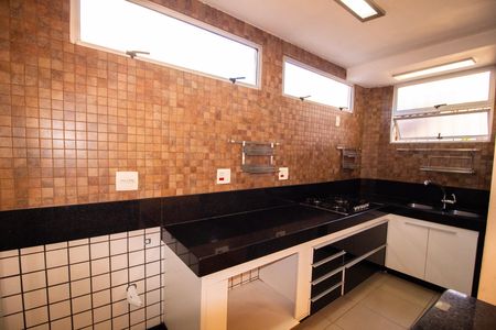 Apartamento para alugar com 120m², 3 quartos e 1 vaga Apartamento para alugar com 120m², 3 quartos e 1 vagaCozinha