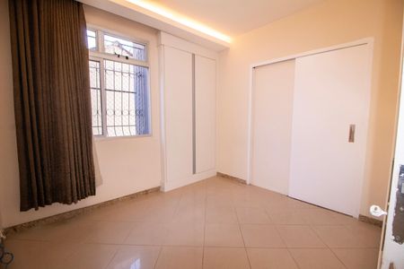 Apartamento para alugar com 120m², 3 quartos e 1 vaga Apartamento para alugar com 120m², 3 quartos e 1 vagaQuarto 02- Suite 02