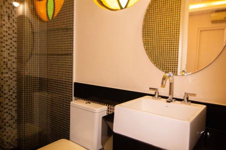 Apartamento para alugar com 120m², 3 quartos e 1 vaga Apartamento para alugar com 120m², 3 quartos e 1 vagaBanheiro da Suite 02