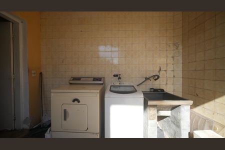 Área de Serviço de casa à venda com 3 quartos, 163m² em Vila Alice, Santo André