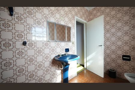 Casa à venda com 163m², 3 quartos e 6 vagasBanheiro da suíte