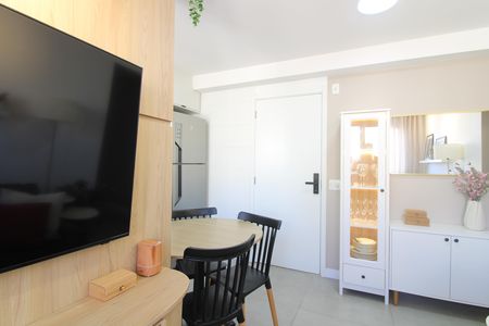 Sala de apartamento à venda com 2 quartos, 42m² em Vila Penteado, São Paulo