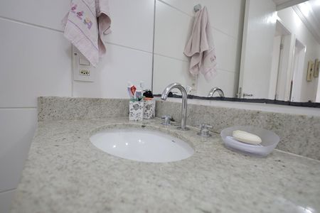 Apartamento à venda com 118m², 3 quartos e 2 vagasBanheiro 2