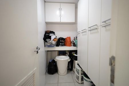 Apartamento à venda com 118m², 3 quartos e 2 vagasDispensa