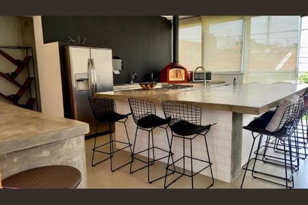 Casa à venda com 2 quartos, 216m² em Vila Rosalia, Guarulhos