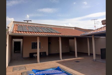 Casa à venda com 250m², 2 quartos e 4 vagas