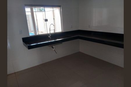 Cozinha de casa à venda com 2 quartos, 250m² em Sítios Santa Luzia, Goiânia