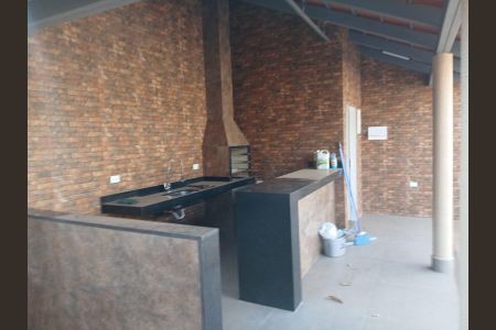 Casa à venda com 250m², 2 quartos e 4 vagas Casa à venda com 250m², 2 quartos e 4 vagasÁrea externa