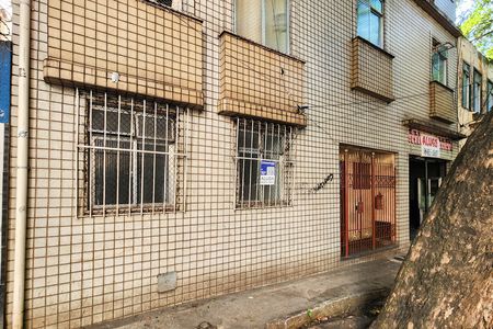 Apartamento para alugar com 89m², 3 quartos e sem vaga Apartamento para alugar com 89m², 3 quartos e sem vagaFachada