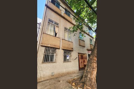 Apartamento para alugar com 89m², 3 quartos e sem vaga Apartamento para alugar com 89m², 3 quartos e sem vagaFachada