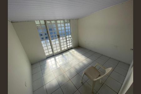 Casa para alugar com 195m², 3 quartos e 3 vagas Casa para alugar com 195m², 3 quartos e 3 vagasEdícula