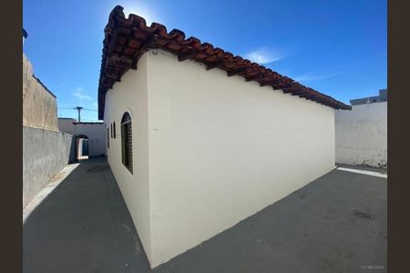 Casa para alugar com 195m², 3 quartos e 3 vagas Casa para alugar com 195m², 3 quartos e 3 vagasEdícula