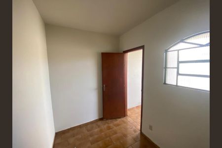 Casa para alugar com 195m², 3 quartos e 3 vagas Casa para alugar com 195m², 3 quartos e 3 vagasEdícula