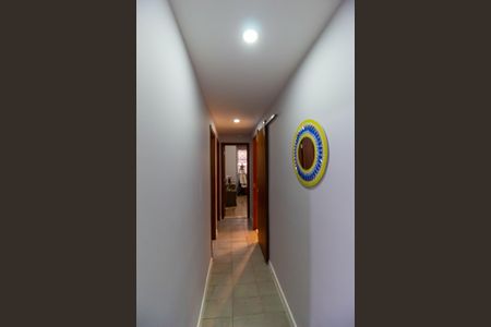 Corredor de casa de condomínio à venda com 3 quartos, 120m² em Icaraí, Niterói