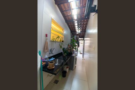 Casa de condomínio à venda com 120m², 3 quartos e 1 vaga Casa de condomínio à venda com 120m², 3 quartos e 1 vagaCozinha e Área de Serviço