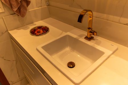 Casa de condomínio à venda com 120m², 3 quartos e 1 vaga Casa de condomínio à venda com 120m², 3 quartos e 1 vagaBanheiro Social