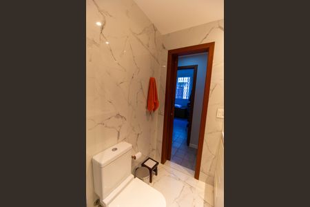 Casa de condomínio à venda com 120m², 3 quartos e 1 vaga Casa de condomínio à venda com 120m², 3 quartos e 1 vagaBanheiro Social