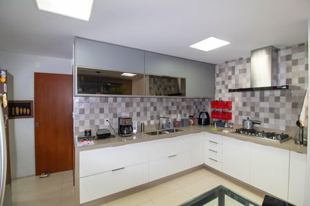 Casa de condomínio à venda com 120m², 3 quartos e 1 vaga Casa de condomínio à venda com 120m², 3 quartos e 1 vagaCozinha e Área de Serviço