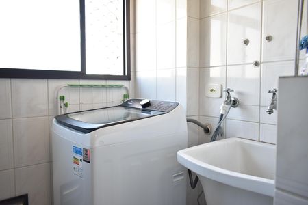 Apartamento à venda com 60m², 2 quartos e 1 vagaÁrea de Serviço