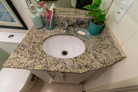 Apartamento à venda com 44m², 2 quartos e 1 vaga Apartamento à venda com 44m², 2 quartos e 1 vagaBanheiro