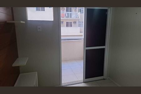 Sala de apartamento para alugar com 2 quartos, 60m² em Pechincha, Rio de Janeiro