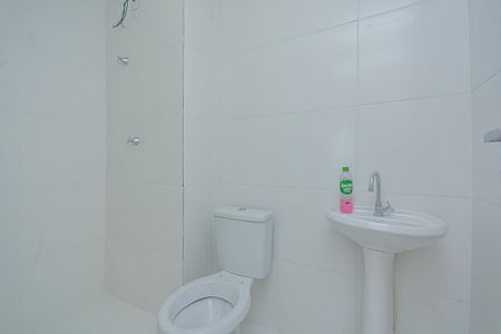 Apartamento à venda com 53m², 2 quartos e 1 vaga Apartamento à venda com 53m², 2 quartos e 1 vagaBanheiro
