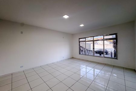 Sala de casa à venda com 3 quartos, 200m² em Vila Invernada, São Paulo