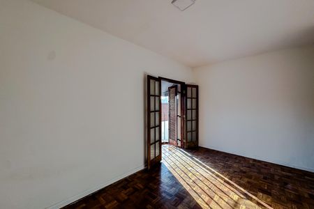 Quarto 3 de casa para alugar com 3 quartos, 200m² em Vila Invernada, São Paulo