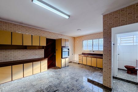 Cozinha de casa para alugar com 3 quartos, 200m² em Vila Invernada, São Paulo