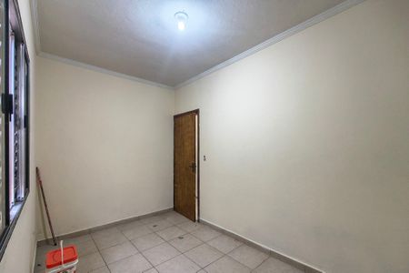 Casa para alugar com 75m², 2 quartos e 1 vaga Casa para alugar com 75m², 2 quartos e 1 vagaQuarto